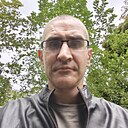 Виктор, 44 года