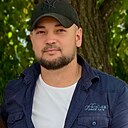 Персонаж, 42 года