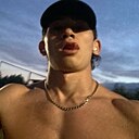 Динис, 22 года