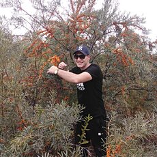 Фотография мужчины Viktor, 40 лет из г. Омск