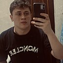 Асхаб, 18 лет