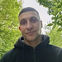 Антон, 32 года