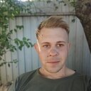 Саша, 24 года