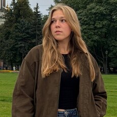 Фотография девушки Лена, 18 лет из г. Москва