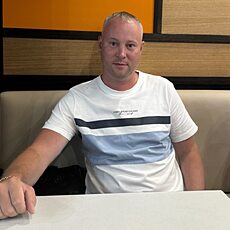 Сергей, 44 из г. Владивосток.