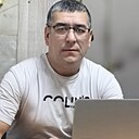 Бархаётжон, 44 года