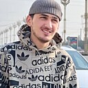 Хуршед, 22 года