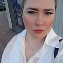 Woman, 42 года