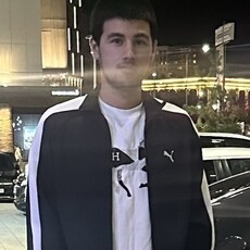 Фотография мужчины Садриддин, 20 лет из г. Уфа