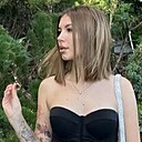 Юлия, 18 года
