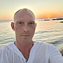 Артём, 33 года