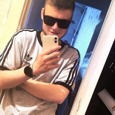 Фотография мужчины Илья, 19 лет из г. Иркутск