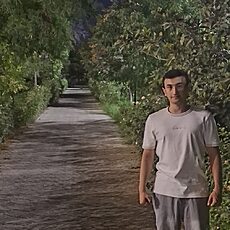 Фотография мужчины Даня, 18 лет из г. Южно-Сахалинск