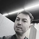 Роман, 33 года