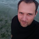 Валера, 33 года