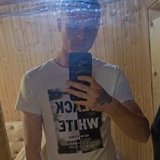 Фотография мужчины Денис, 23 года из г. Орск