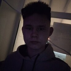 Фотография мужчины Макс, 18 лет из г. Первоуральск