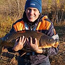 Динар, 42 года