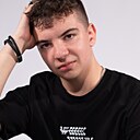 Денис, 18 лет