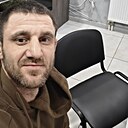Аха, 33 года
