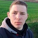 Роман, 20 лет