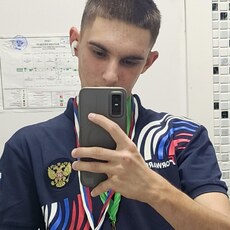 Фотография мужчины Владимир, 19 лет из г. Каменск-Шахтинский