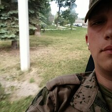Фотография мужчины Андрей, 18 лет из г. Рославль