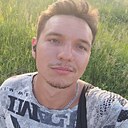 Максим, 22 года