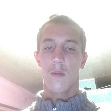 Фотография мужчины Алексей, 20 лет из г. Кролевец