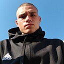 Максим, 18 лет
