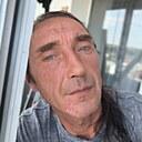 Гарис, 42 года