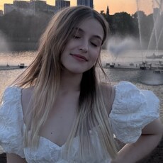Фотография девушки Алёна, 18 лет из г. Уфа