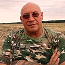 Незнакомец, 60 лет