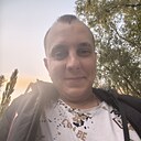 Максим, 33 года