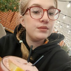Анастасия, 22 из г. Саратов.