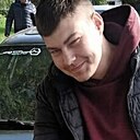 Артур, 24 года