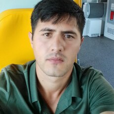Фотография мужчины Максим, 28 лет из г. Краснозаводск