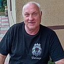 Виктор, 61 год
