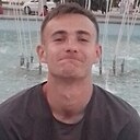 Максим, 23 года
