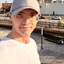 Олег, 33 года
