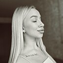 Yu, 23 года