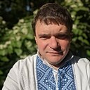 Av, 42 года
