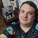 Максим, 33 года