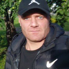 Фотография мужчины Артём, 42 года из г. Окуловка