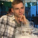 Максим, 21 год