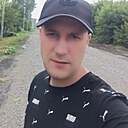 Лев, 34 лет