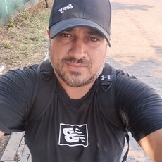 Фотография мужчины Adrian, 39 лет из г. București