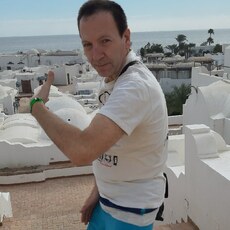 Михаил, 53 из г. Санкт-Петербург.