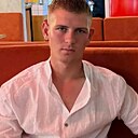 Артур, 20 лет