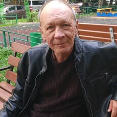 Михаил, 58 из г. Москва.